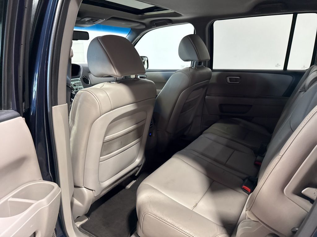 2011 Honda Pilot 4WD 4dr EX-L - 23012171 - 28