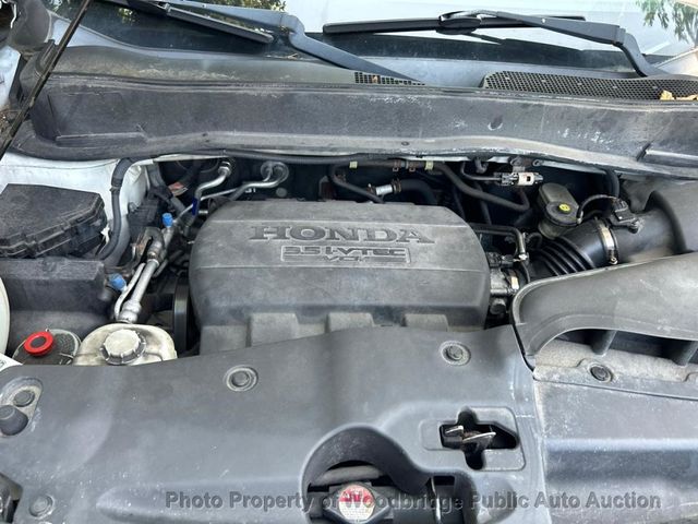 2011 Honda Pilot 4WD 4dr Touring w/RES & Navi - 23062138 - 12