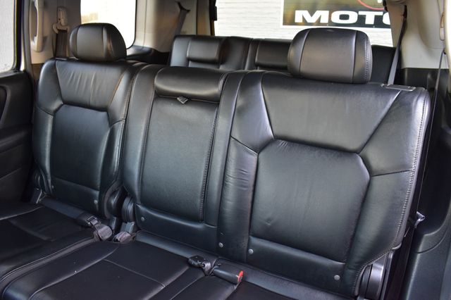 2011 Honda Pilot 4WD 4dr Touring w/RES & Navi - 22960389 - 20