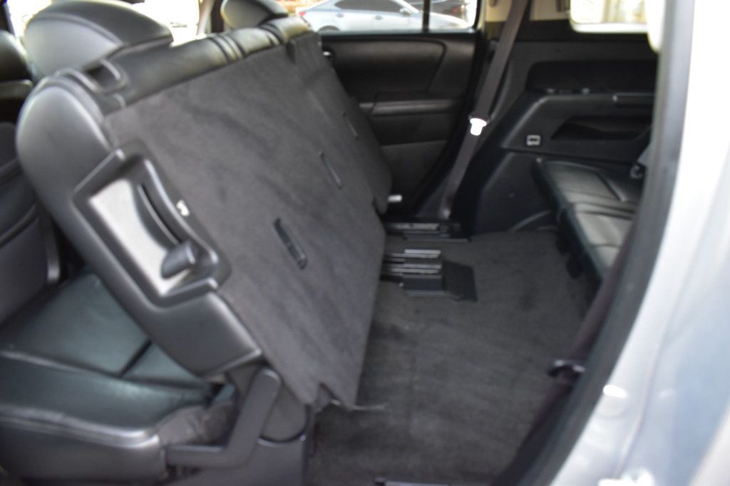 2011 Honda Pilot 4WD 4dr Touring w/RES & Navi - 22960389 - 27