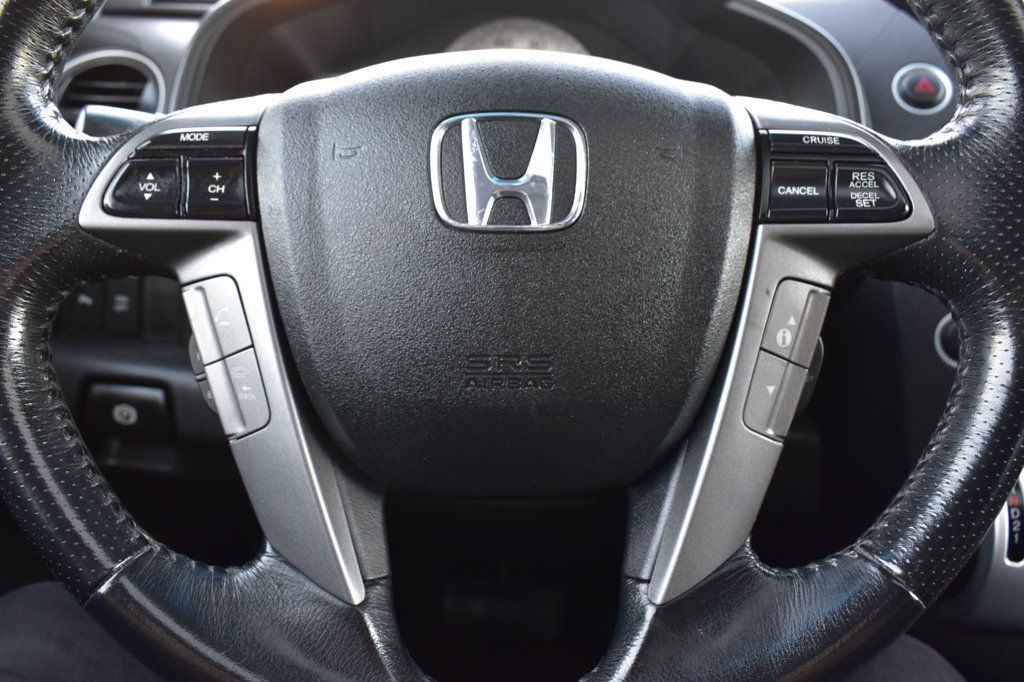 2011 Honda Pilot 4WD 4dr Touring w/RES & Navi - 22960389 - 34