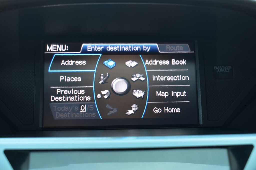 2011 Honda Pilot 4WD 4dr Touring w/RES & Navi - 22960389 - 40