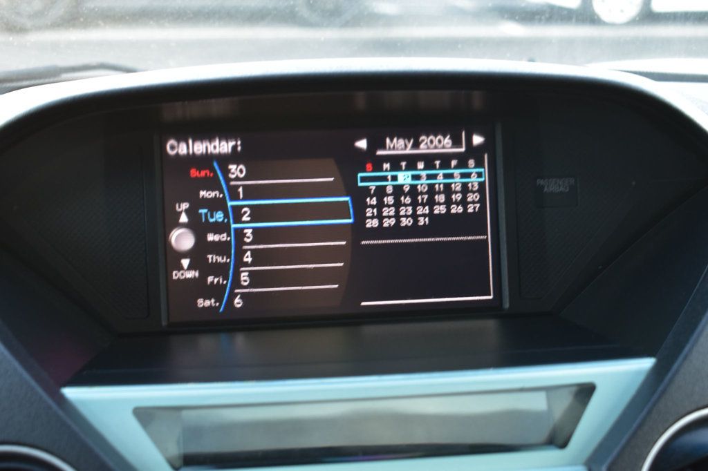 2011 Honda Pilot 4WD 4dr Touring w/RES & Navi - 22960389 - 42