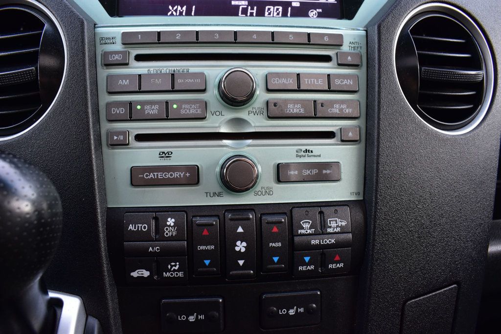 2011 Honda Pilot 4WD 4dr Touring w/RES & Navi - 22960389 - 45