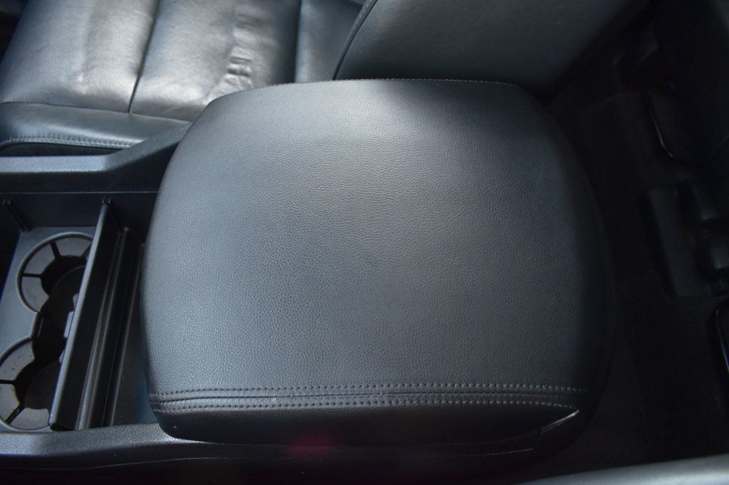 2011 Honda Pilot 4WD 4dr Touring w/RES & Navi - 22960389 - 52