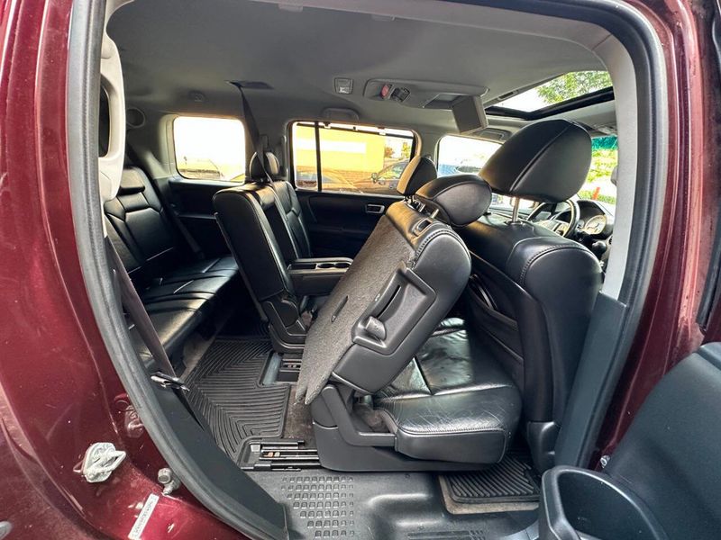 2011 Honda Pilot 4WD 4dr Touring w/RES & Navi - 22884310 - 30