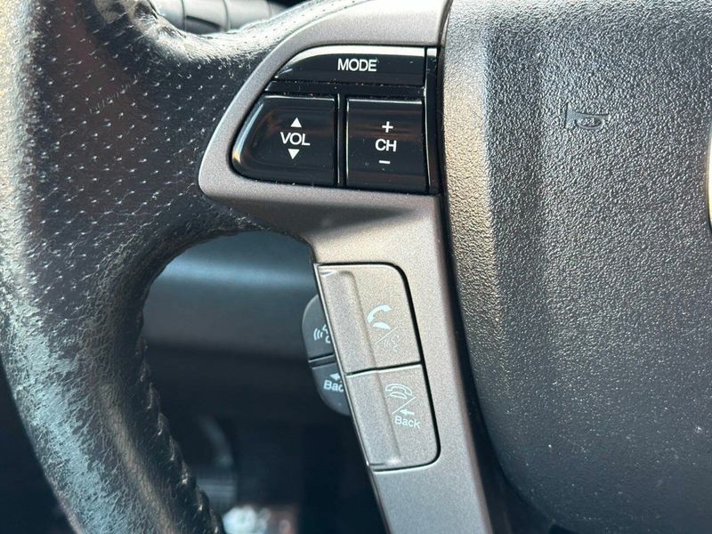 2011 Honda Pilot 4WD 4dr Touring w/RES & Navi - 22884310 - 41