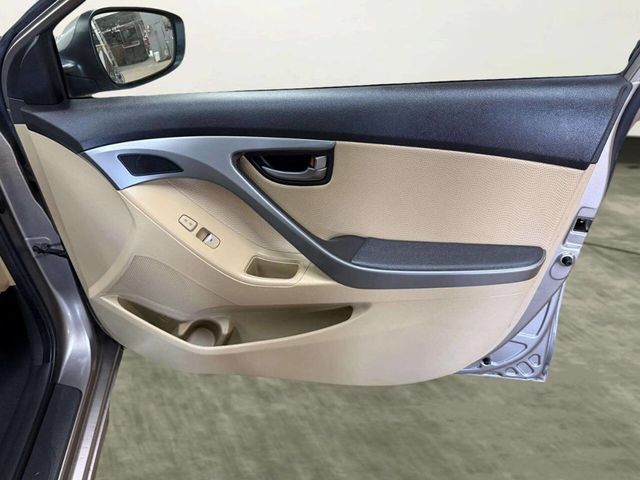 2011 Hyundai Elantra Limited 4dr Sedan - 22959747 - 20