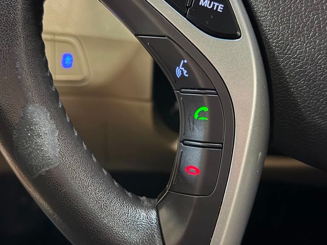 2011 Hyundai Elantra Limited 4dr Sedan - 22959747 - 40