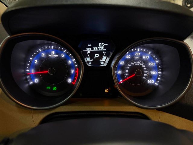 2011 Hyundai Elantra Limited 4dr Sedan - 22959747 - 52