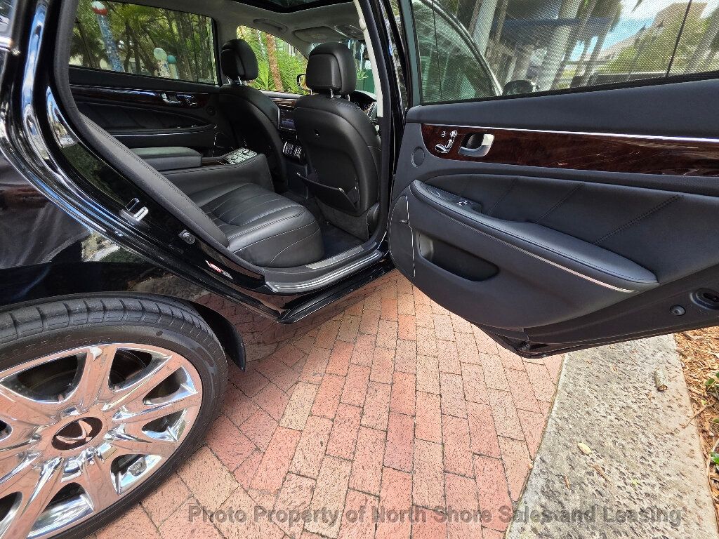 2011 Hyundai Equus 4dr Sedan Ultimate *Ltd Avail* - 22977794 - 46