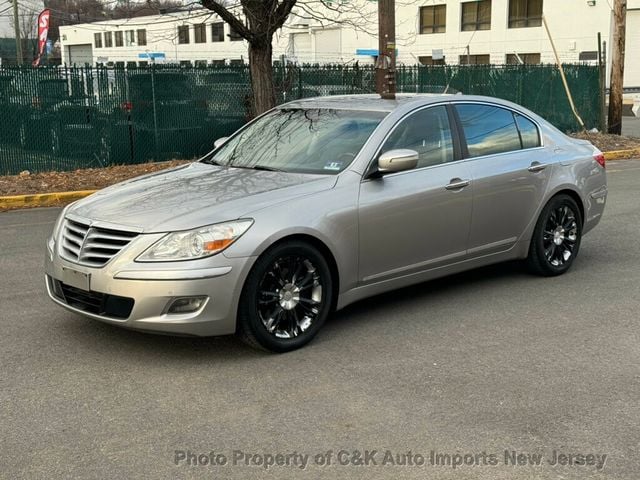 2011 Hyundai Genesis 4dr Sedan V8 - 22696657 - 4