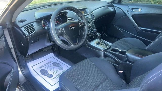 2011 Hyundai Genesis Coupe 2.0T - 22955081 - 1