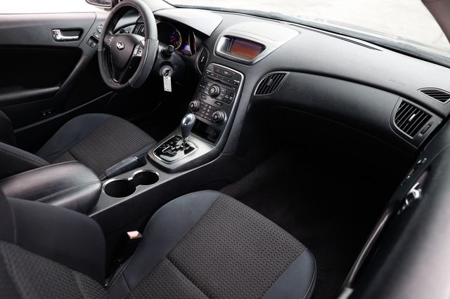 2011 Hyundai Genesis Coupe 2.0T - 22955081 - 20