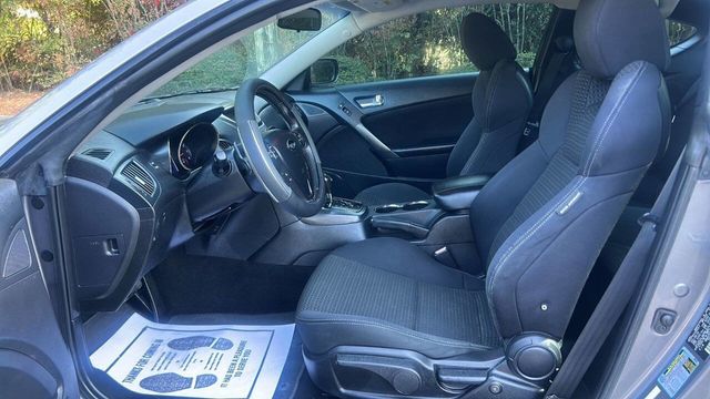 2011 Hyundai Genesis Coupe 2.0T - 22955081 - 4