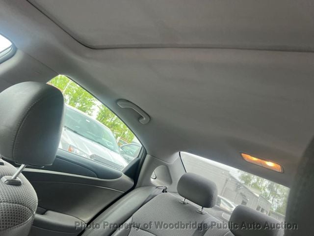 2011 Hyundai Sonata 4dr Sedan 2.0L Automatic SE - 23026162 - 11
