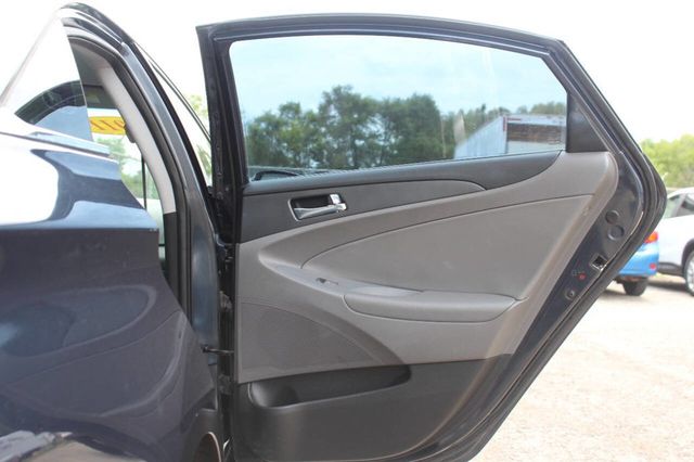 2011 Hyundai Sonata 4dr Sedan 2.0L Automatic SE - 22887046 - 14