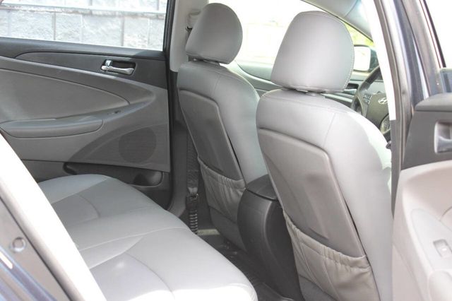2011 Hyundai Sonata 4dr Sedan 2.0L Automatic SE - 22887046 - 16