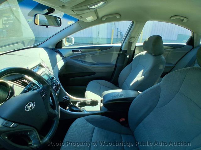 2011 Hyundai Sonata 4dr Sedan 2.4L Automatic Hybrid - 23037556 - 6