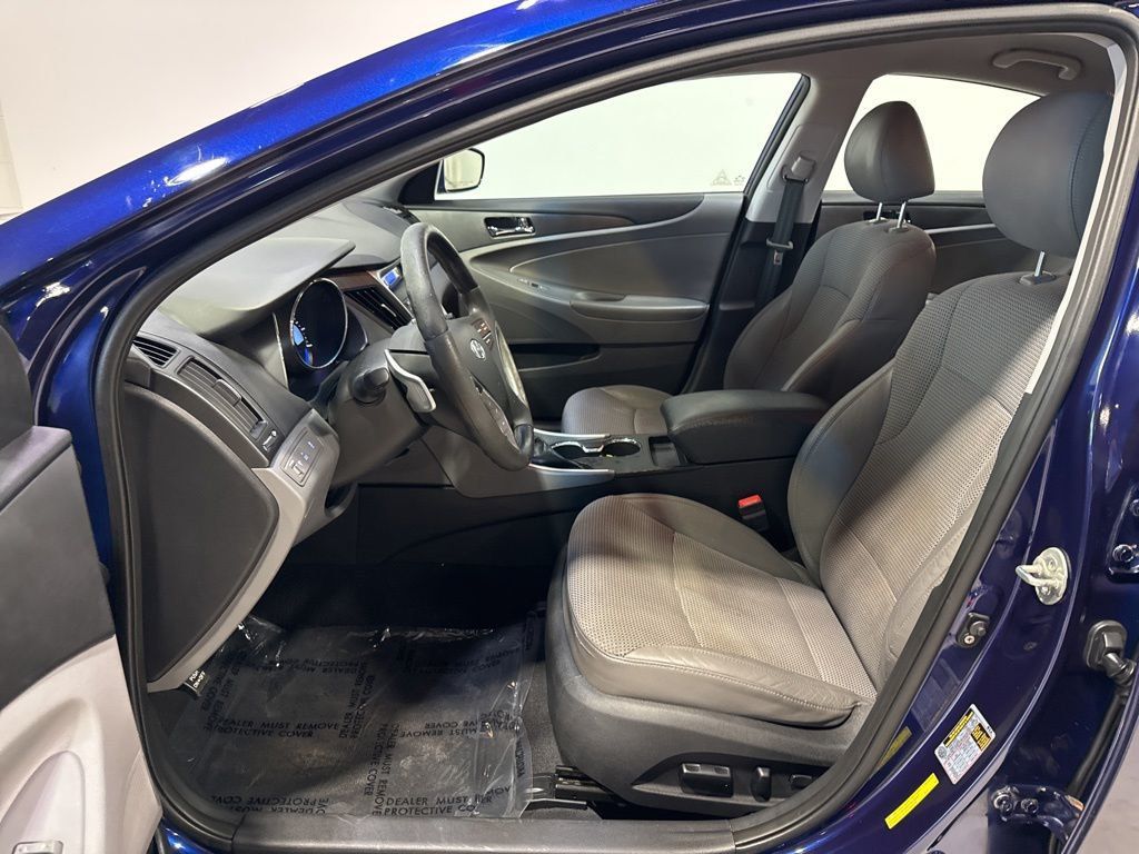 2011 Hyundai Sonata 4dr Sedan 2.4L Automatic SE - 23025576 - 16