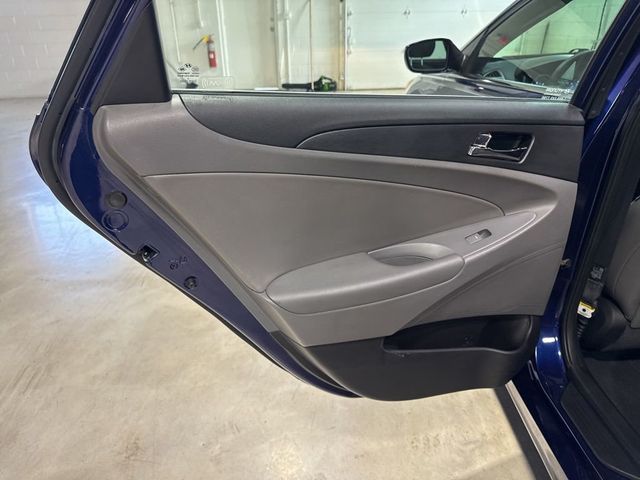 2011 Hyundai Sonata 4dr Sedan 2.4L Automatic SE - 23025576 - 23