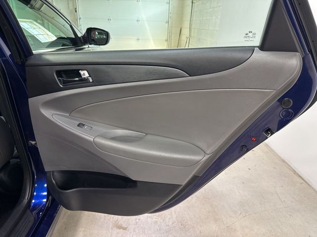 2011 Hyundai Sonata 4dr Sedan 2.4L Automatic SE - 23025576 - 28