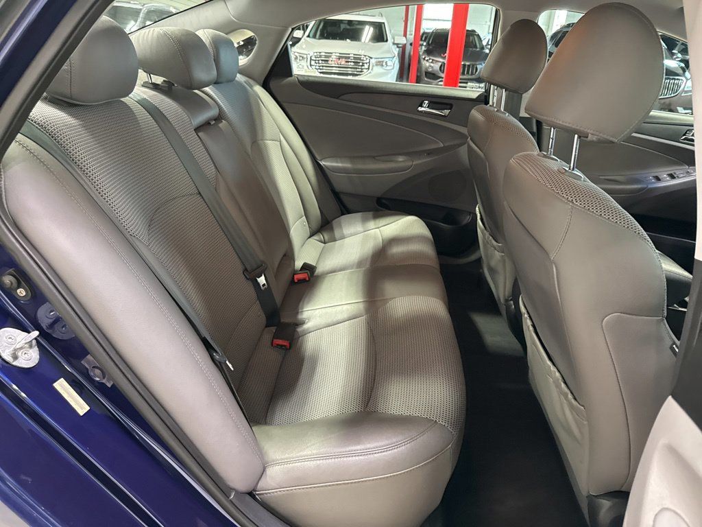 2011 Hyundai Sonata 4dr Sedan 2.4L Automatic SE - 23087830 - 27