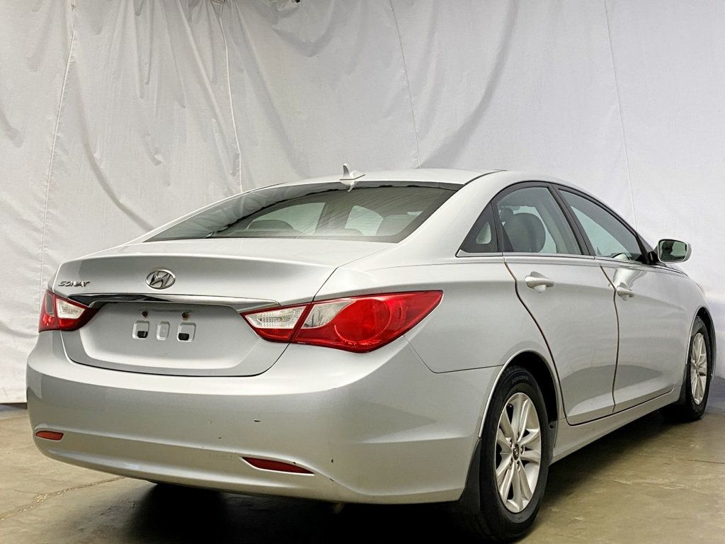 2011 Hyundai Sonata GLS - 22671502 - 9