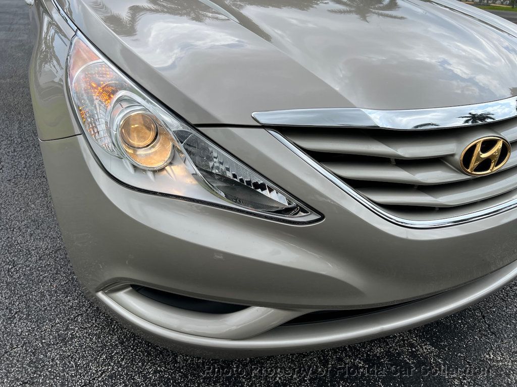 2011 Hyundai Sonata GLS Sedan Automatic - 22412827 - 28