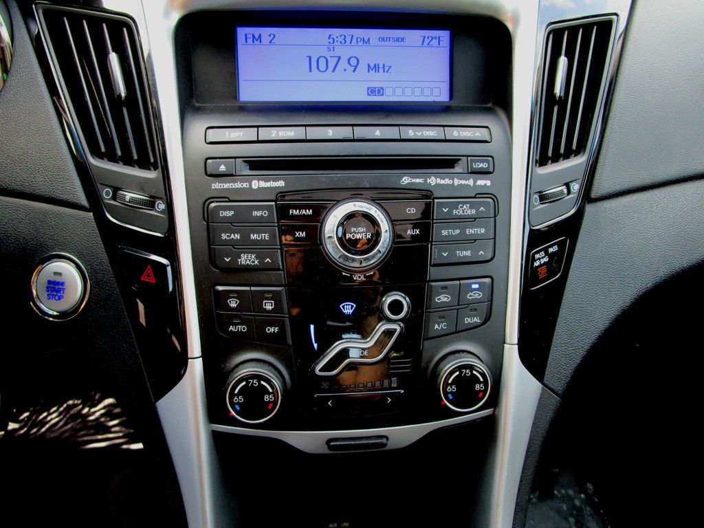 2011 Hyundai Sonata Limited  - 22909292 - 19