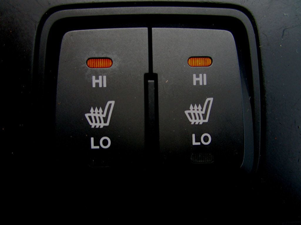 2011 Hyundai Sonata Limited  - 22909292 - 20