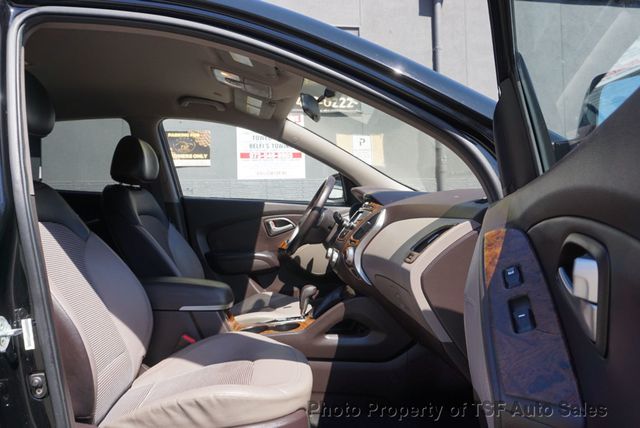 2011 Hyundai Tucson AWD 4dr Automatic GLS CLEAN CARFAX EXTREMELY LOW MILES  - 23011532 - 9