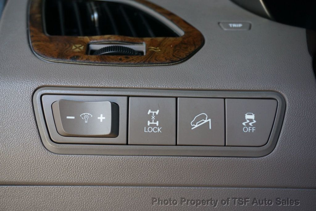 2011 Hyundai Tucson AWD 4dr Automatic GLS CLEAN CARFAX EXTREMELY LOW MILES  - 23011532 - 18