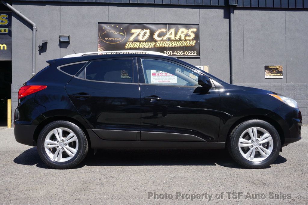 2011 Hyundai Tucson AWD 4dr Automatic GLS CLEAN CARFAX EXTREMELY LOW MILES  - 23011532 - 7