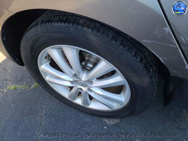 2011 Hyundai Tucson GLS - 23025829 - 11