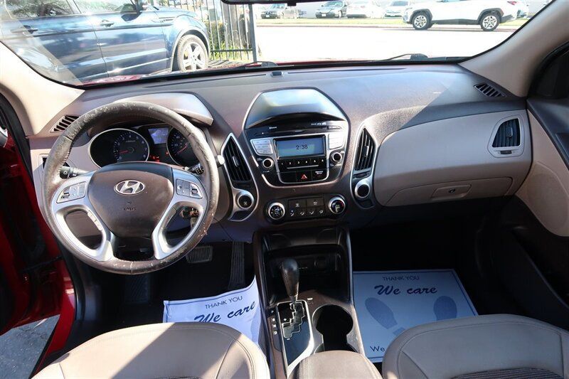 2011 Hyundai Tucson GLS - 22989527 - 7