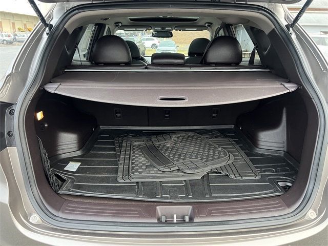 2011 Hyundai Tucson Limited - 22976647 - 16