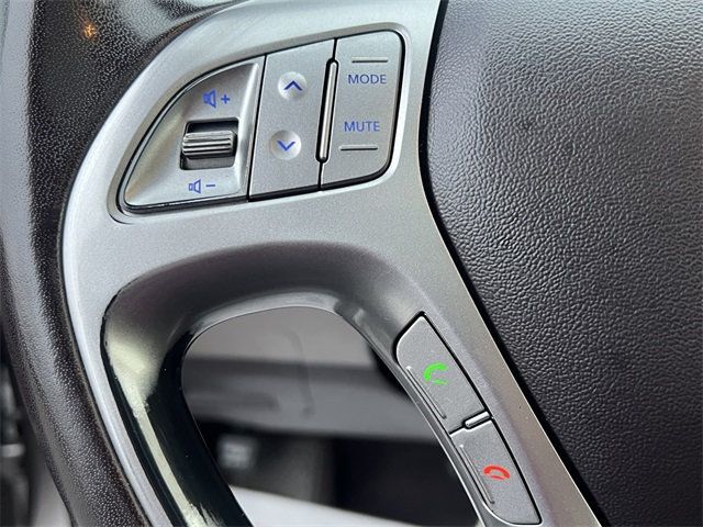 2011 Hyundai Tucson Limited - 22976647 - 22