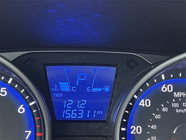 2011 Hyundai Tucson Limited - 22976647 - 24