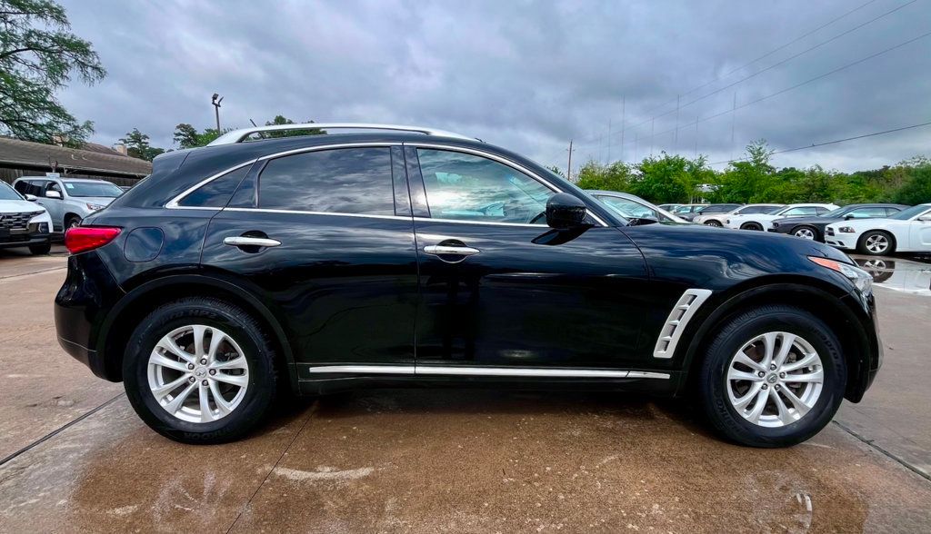 2011 INFINITI FX35 Fx35 AWD 4dr - 22371961 - 4