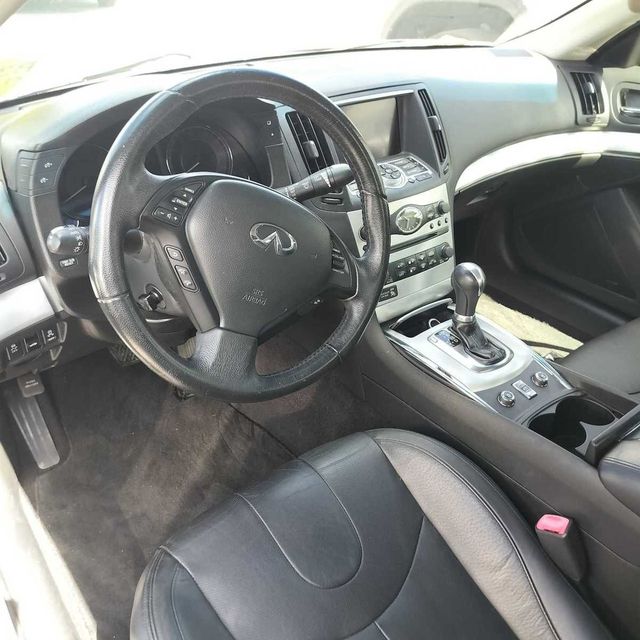 2011 INFINITI G37 Convertible  - 23047997 - 3