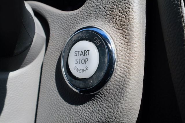 2011 INFINITI G37 Sedan JOURNEY TRIM, BACKUP CAM, BLUETOOTH, SUNROOF, BOSE SOUND!!! - 22800880 - 28