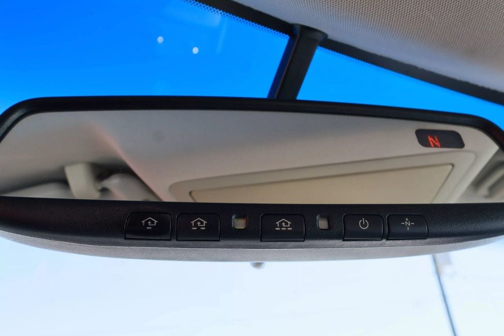 2011 INFINITI G37 Sedan JOURNEY TRIM, BACKUP CAM, BLUETOOTH, SUNROOF, BOSE SOUND!!! - 22800880 - 34