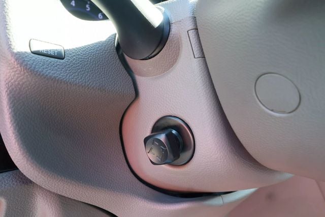 2011 INFINITI G37 Sedan JOURNEY TRIM, BACKUP CAM, BLUETOOTH, SUNROOF, BOSE SOUND!!! - 22800880 - 36