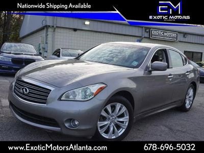 2011 INFINITI M37