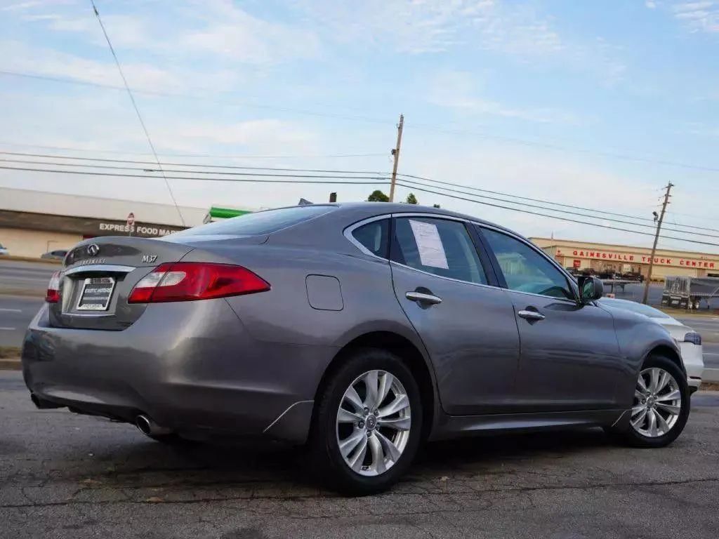 2011 INFINITI M37 4dr Sedan RWD - 23041527 - 24