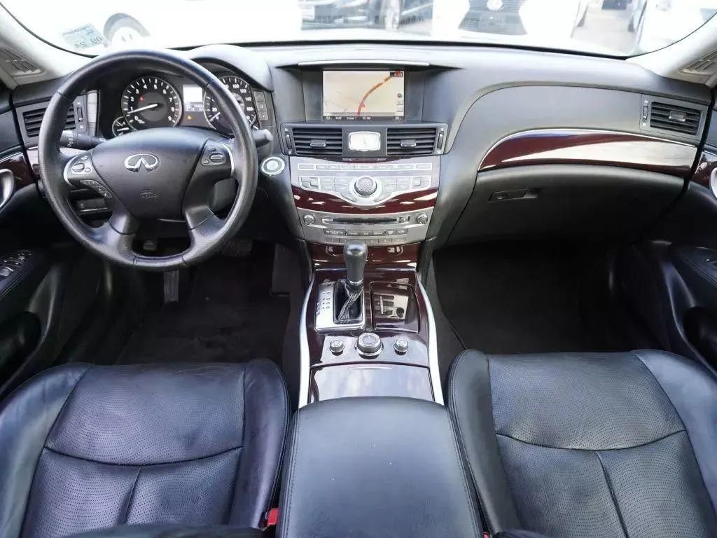 2011 INFINITI M37 4dr Sedan RWD - 23041527 - 36