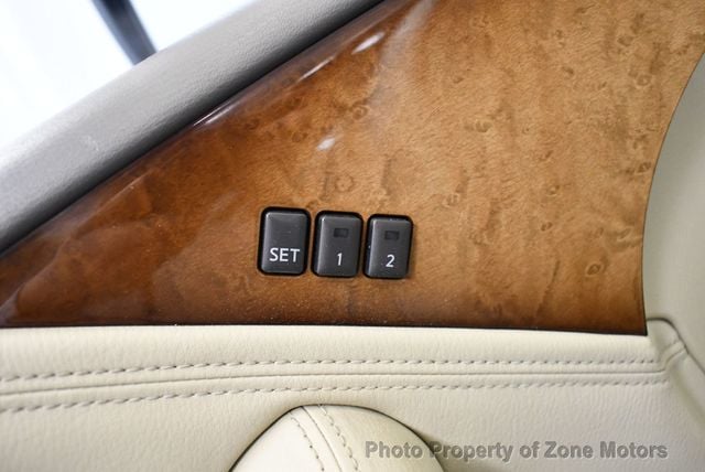 2011 INFINITI QX56 4WD 4dr 7-passenger - 22955863 - 34