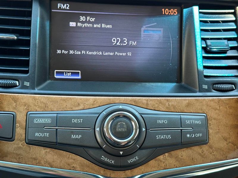 2011 INFINITI QX56 4WD 4dr 8-passenger - 22873757 - 44