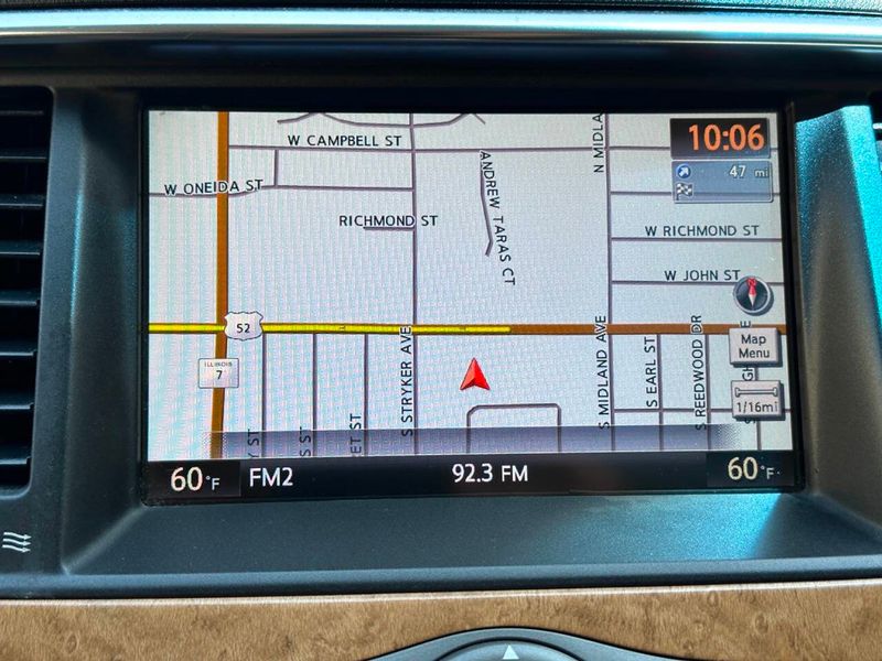 2011 INFINITI QX56 4WD 4dr 8-passenger - 22873757 - 46